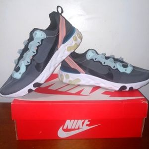 Womens 10 Mens 8.5 Nike react element 55 ocean blue black and pink quartz